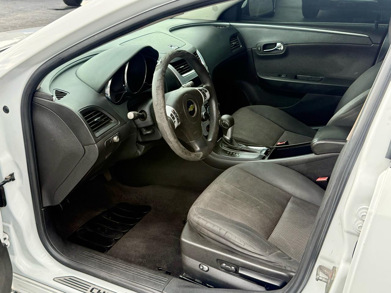 Chevrolet Malibu 1LT 2012