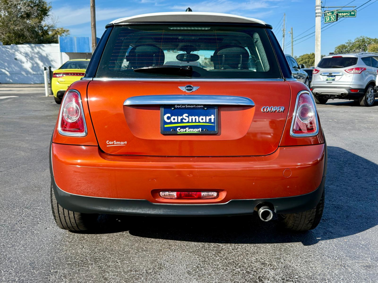 MINI Cooper Base 2D Hatchback 2012