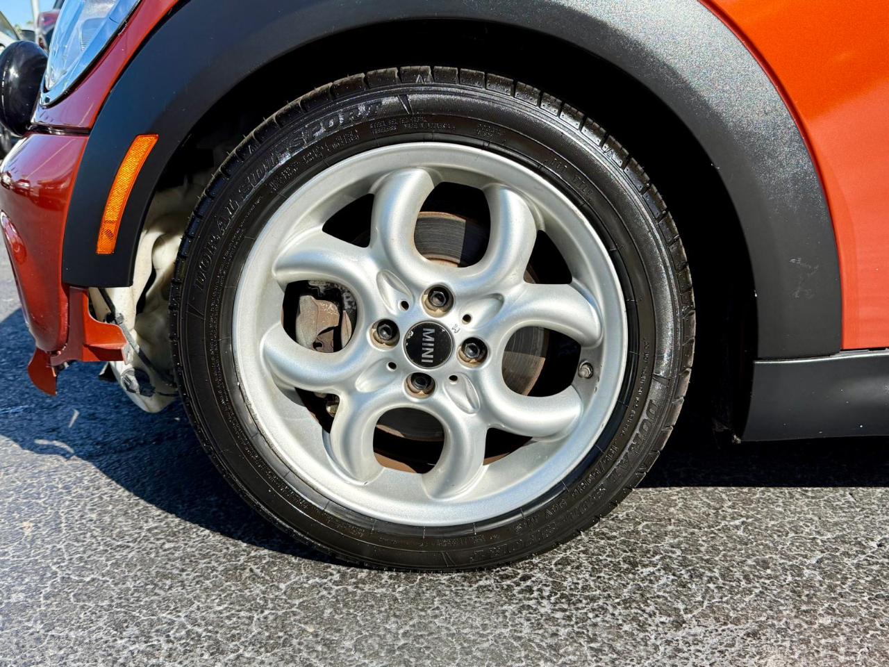 MINI Cooper Base 2D Hatchback 2012