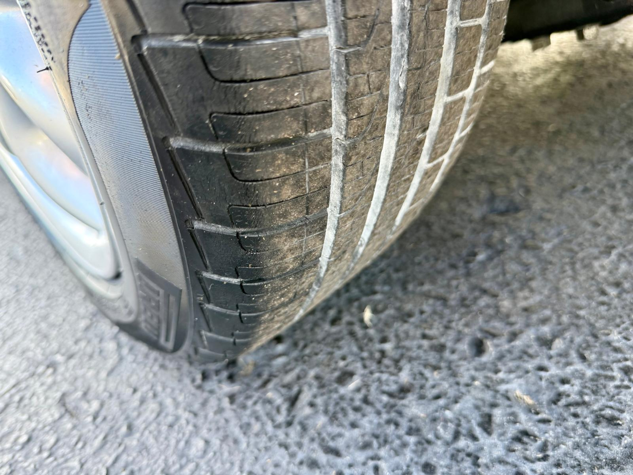 MINI Cooper Base 2D Hatchback 2012