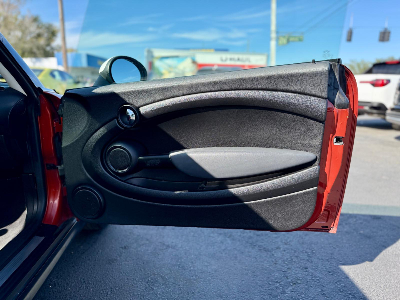 MINI Cooper Base 2D Hatchback 2012