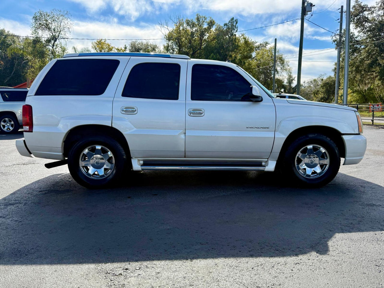 Cadillac Escalade 2WD 2003