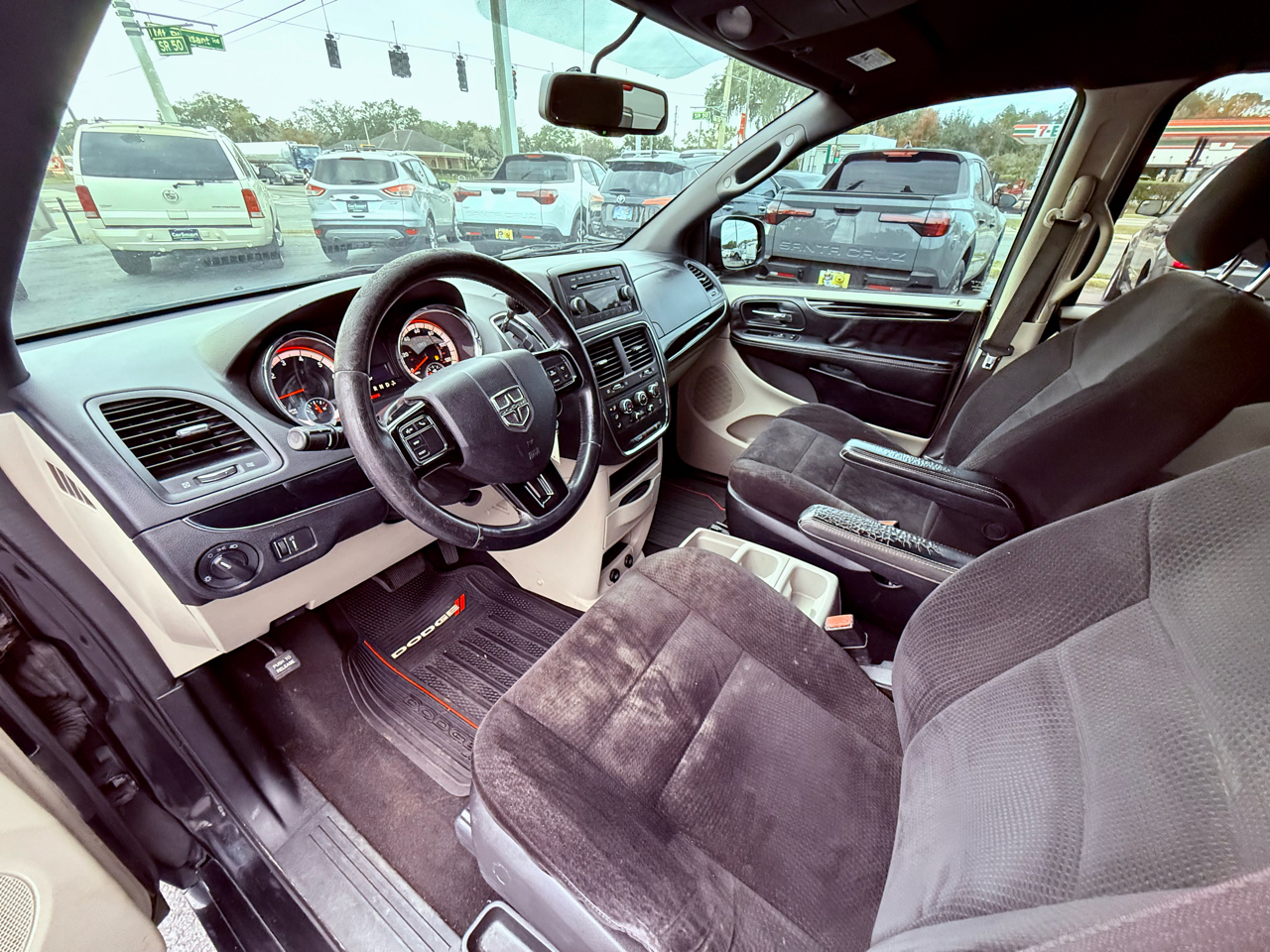 Dodge Grand Caravan SE 2014