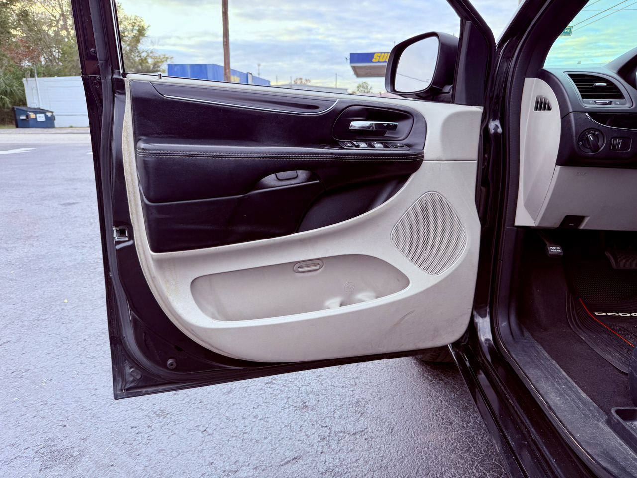 Dodge Grand Caravan SE 2014