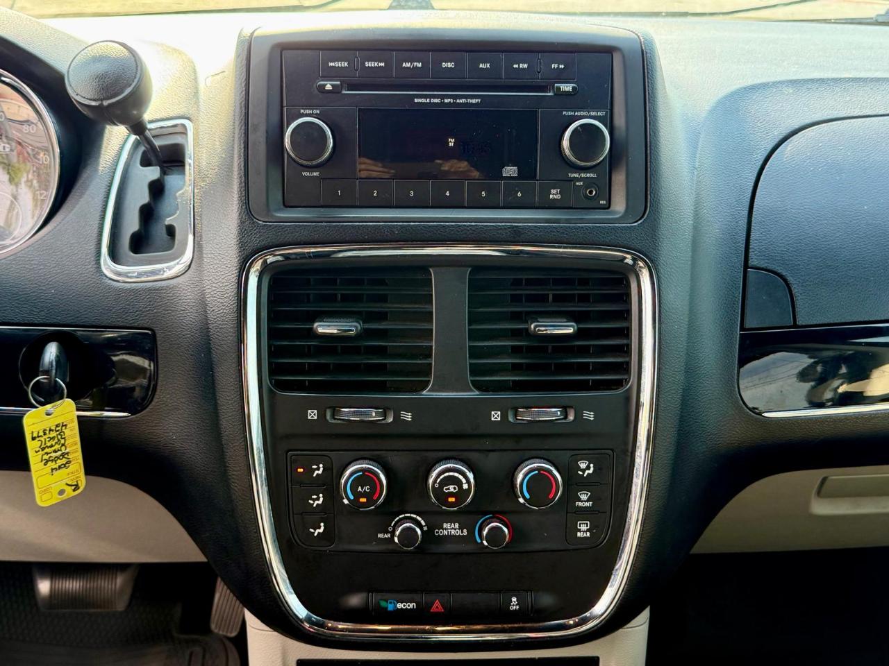 Dodge Grand Caravan SE 2014