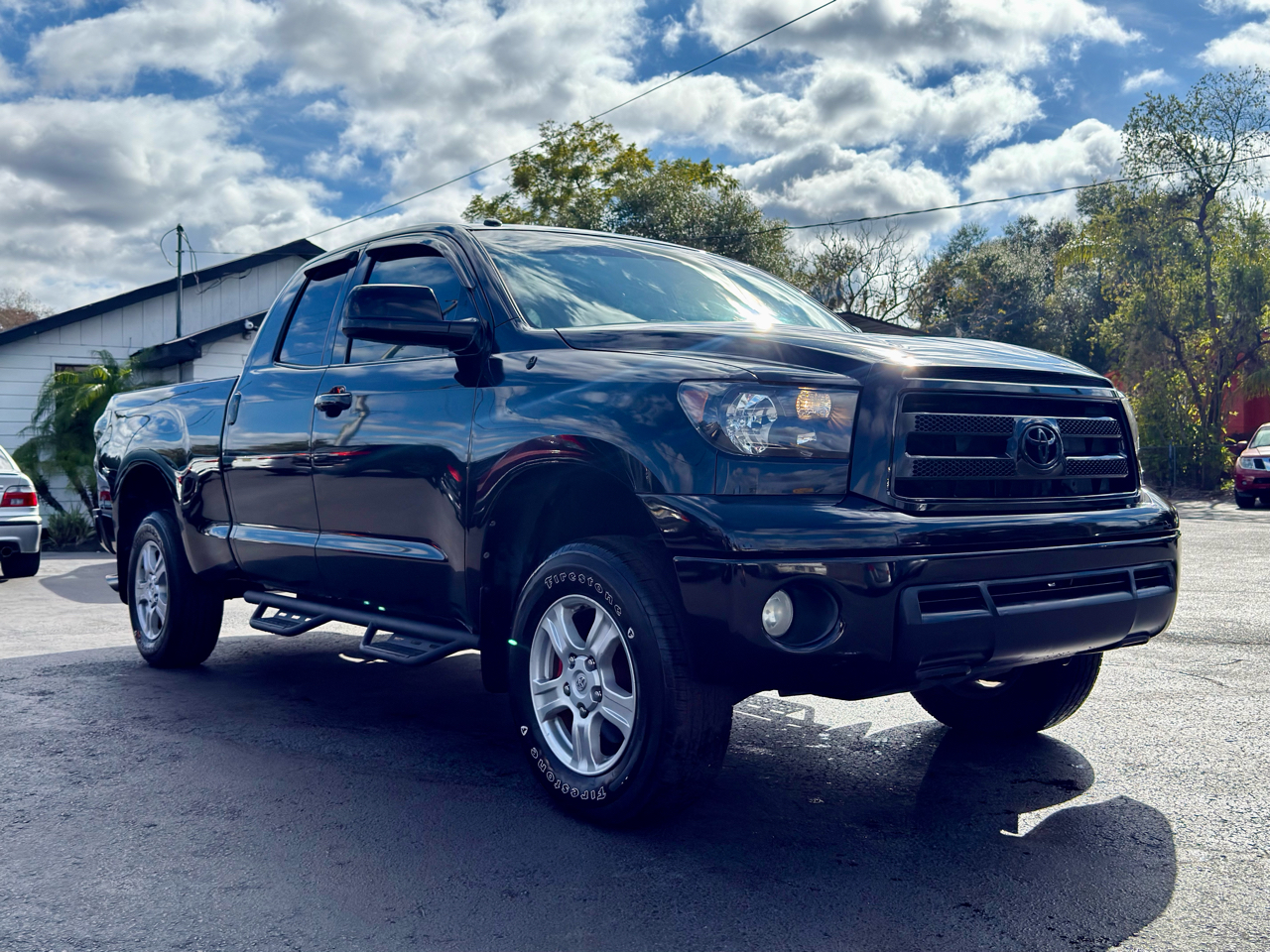 Toyota Tundra Tundra-Grade 5.7L Double Cab 2WD 2012