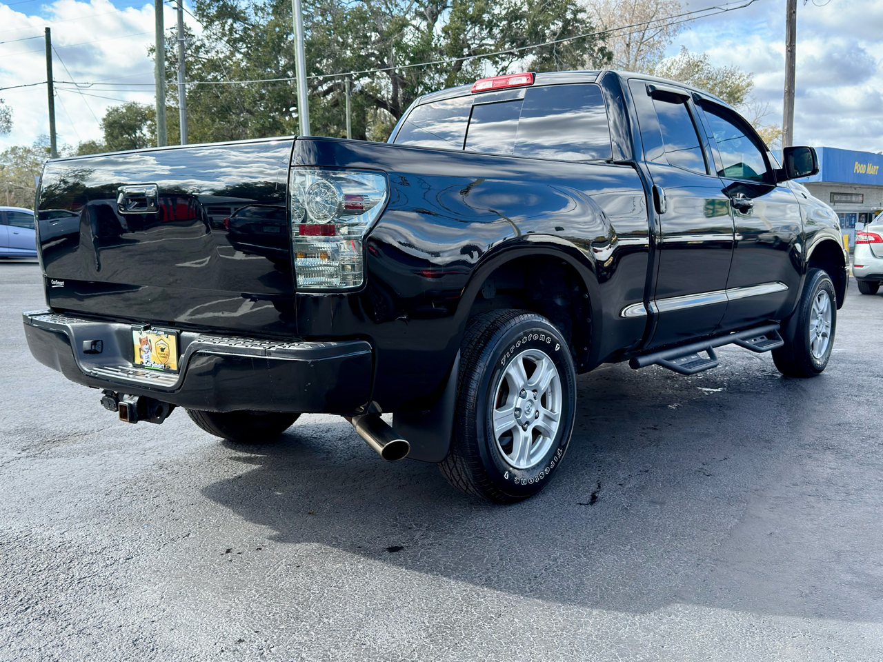 Toyota Tundra Tundra-Grade 5.7L Double Cab 2WD 2012