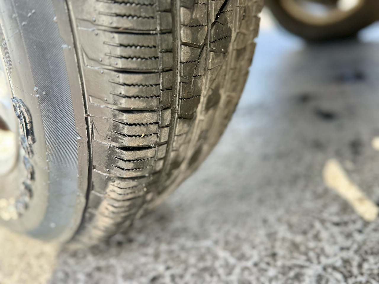 Toyota Tundra Tundra-Grade 5.7L Double Cab 2WD 2012