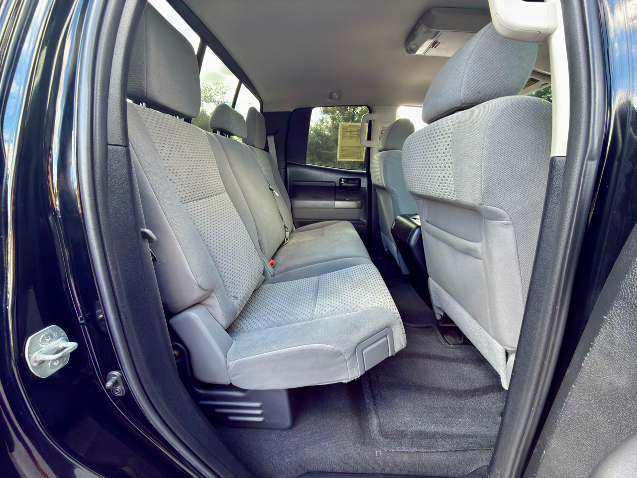 Toyota Tundra Tundra-Grade 5.7L Double Cab 2WD 2012