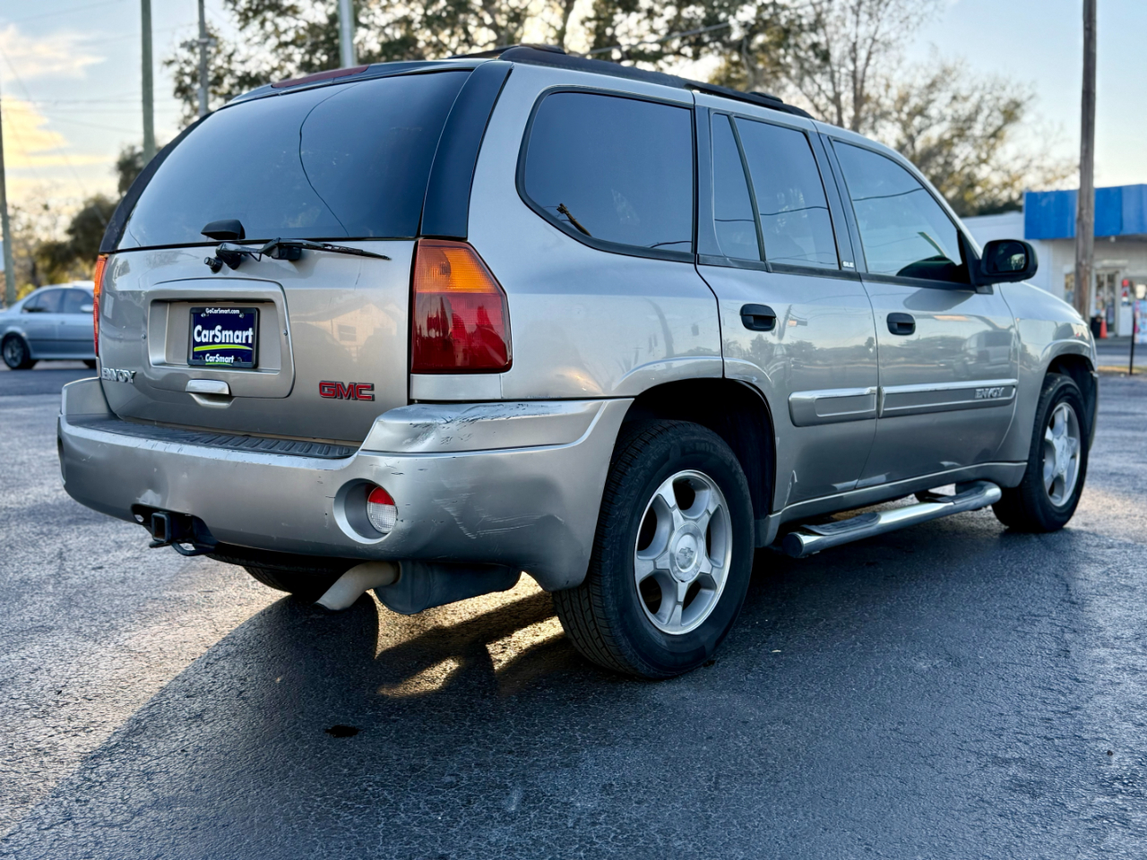 GMC Envoy SLE 2WD 2002