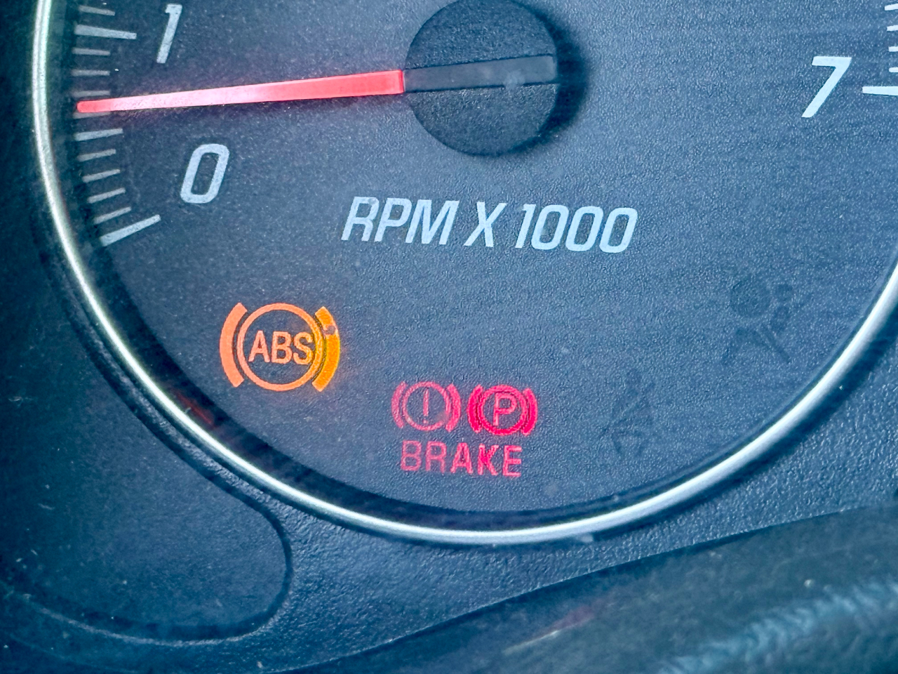 GMC Envoy SLE 2WD 2002