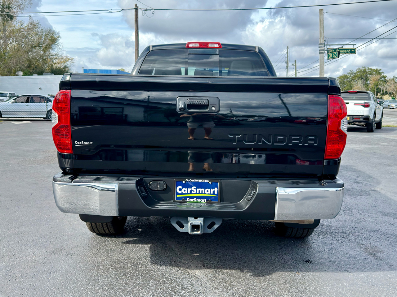 Toyota Tundra Limited 5.7L Double Cab 2WD 2014