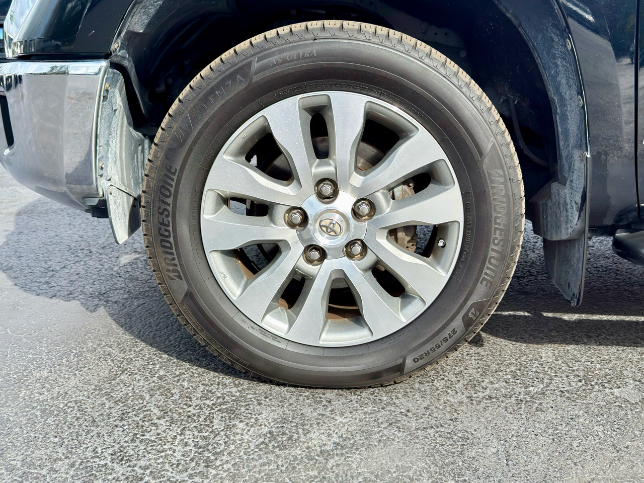 Toyota Tundra Limited 5.7L Double Cab 2WD 2014