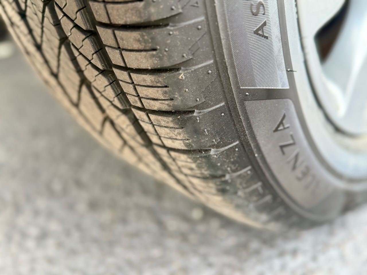 Toyota Tundra Limited 5.7L Double Cab 2WD 2014