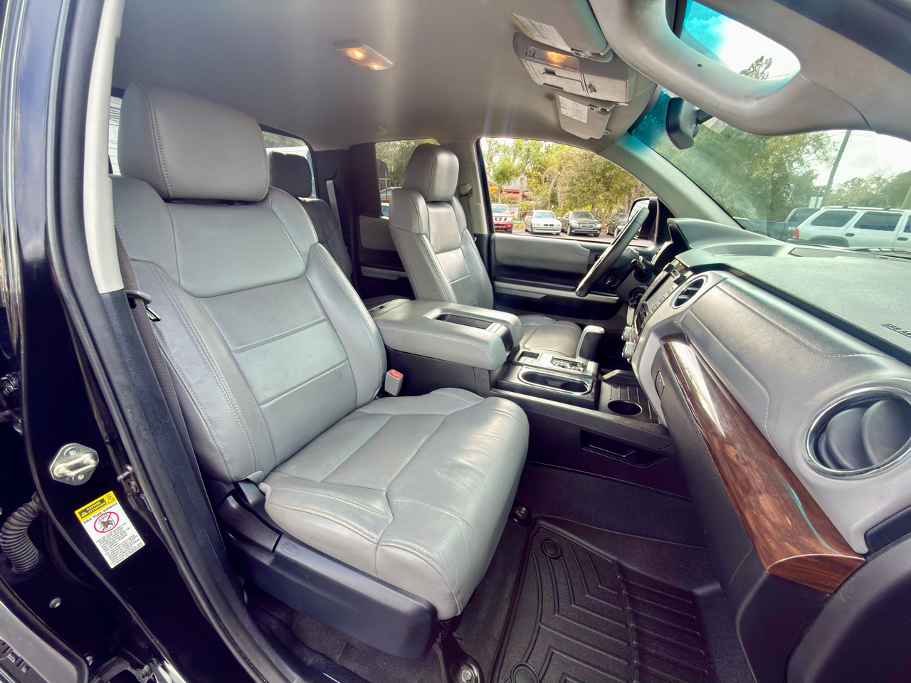 Toyota Tundra Limited 5.7L Double Cab 2WD 2014