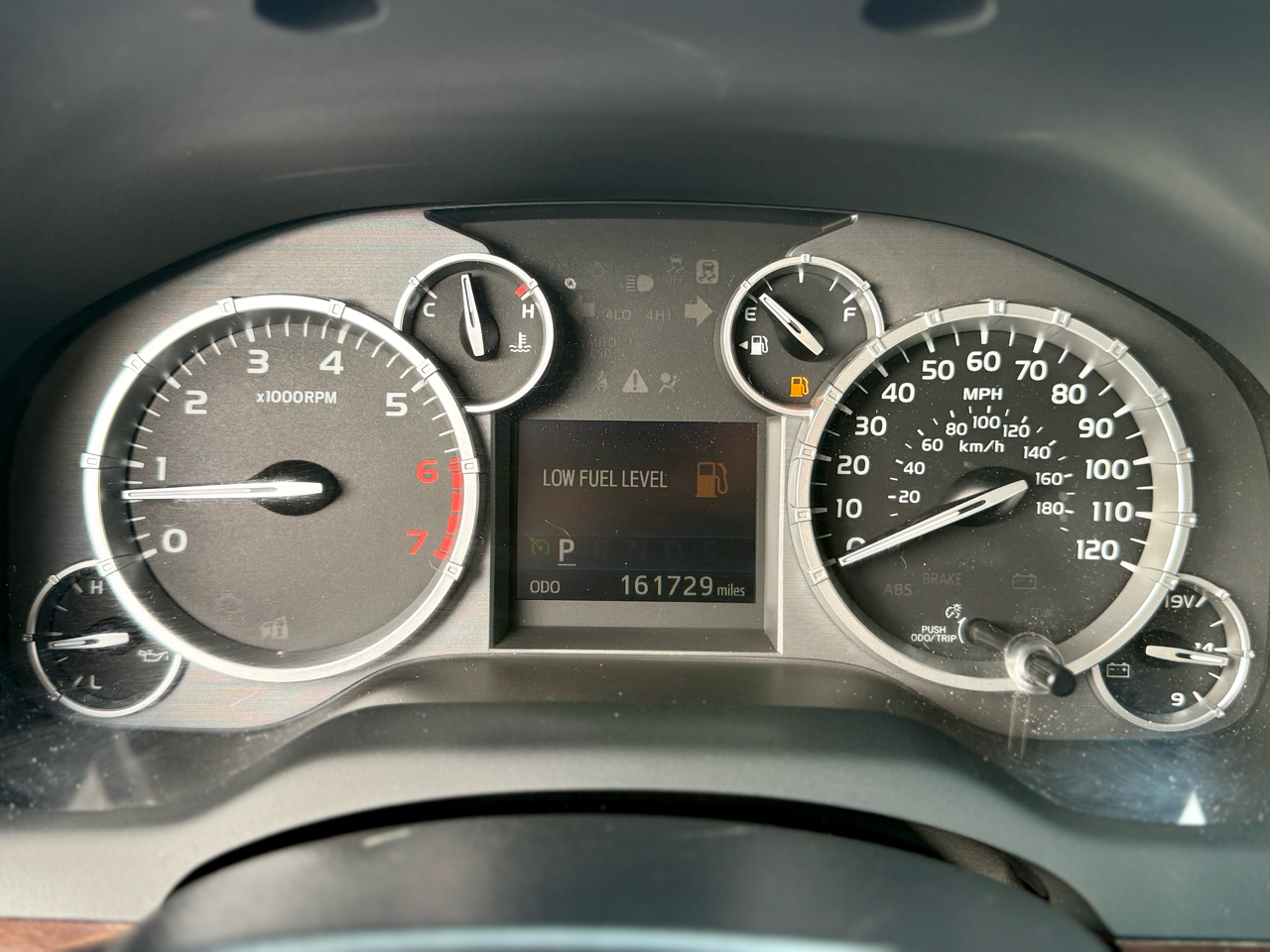 Toyota Tundra Limited 5.7L Double Cab 2WD 2014