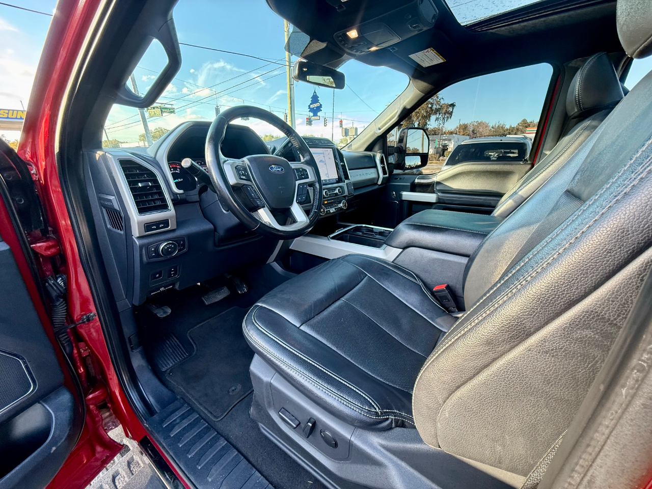 Ford F-250 SD Lariat Crew Cab Short Bed 4WD 2022