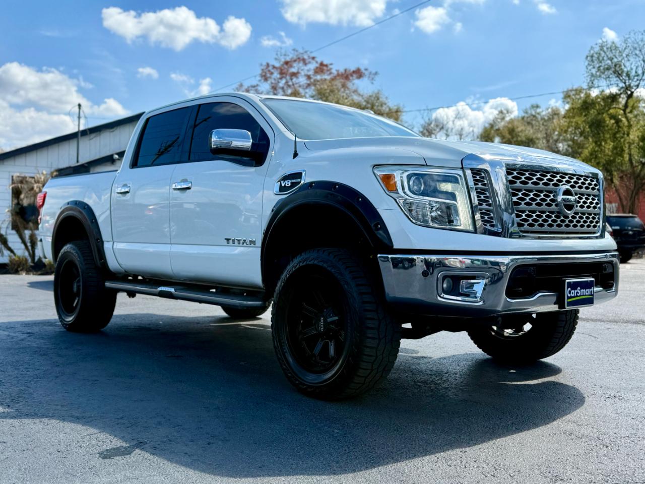 Nissan Titan Platinum Reserve Crew Cab 4WD 2017