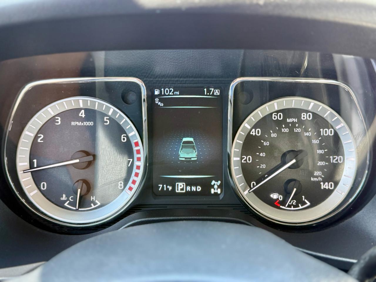 Nissan Titan Platinum Reserve Crew Cab 4WD 2017