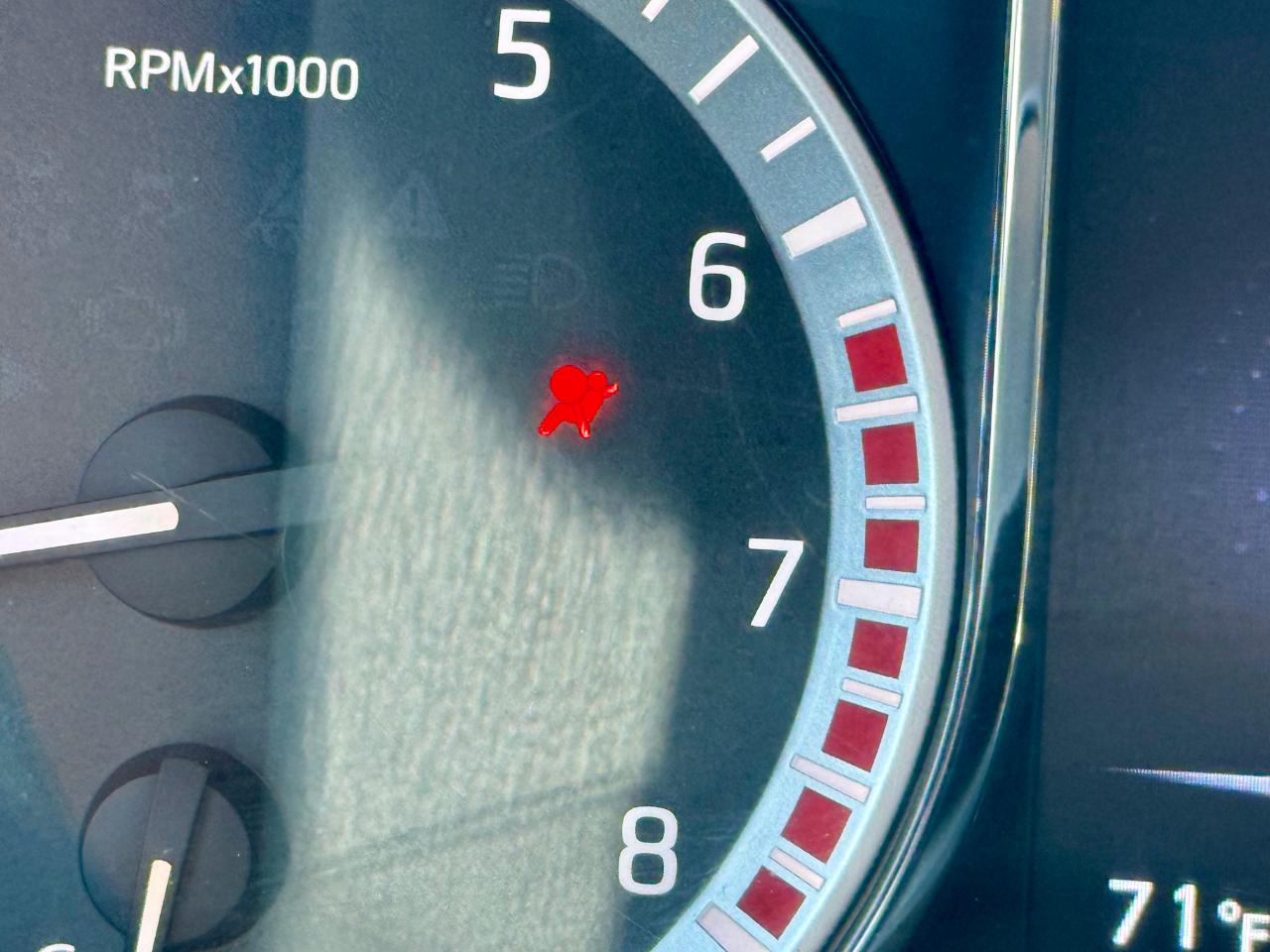 Nissan Titan Platinum Reserve Crew Cab 4WD 2017