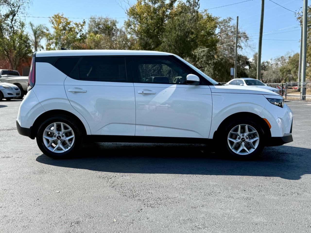 Kia Soul LX CVT 2023