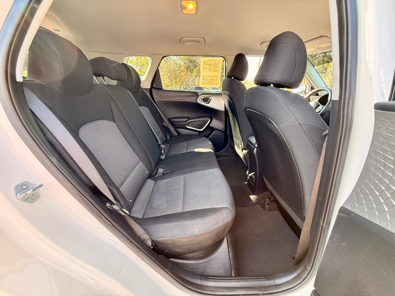 Kia Soul LX CVT 2023