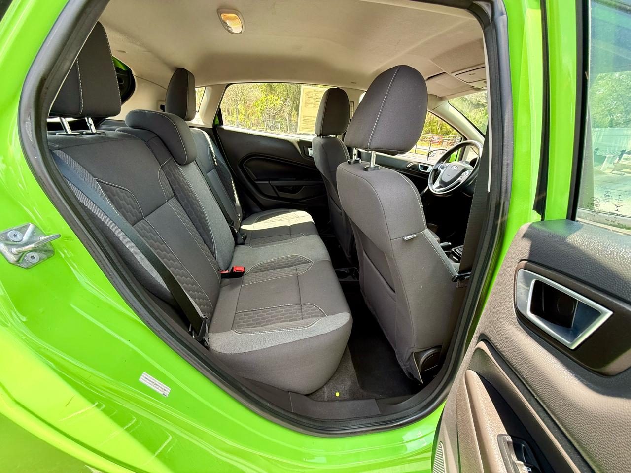 Ford Fiesta SE Hatchback 2015