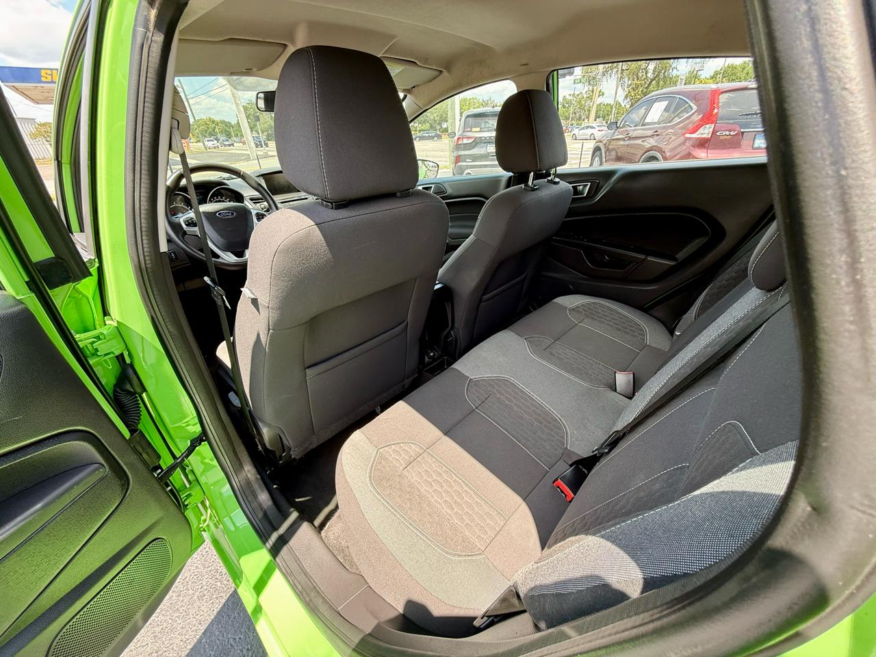 Ford Fiesta SE Hatchback 2015