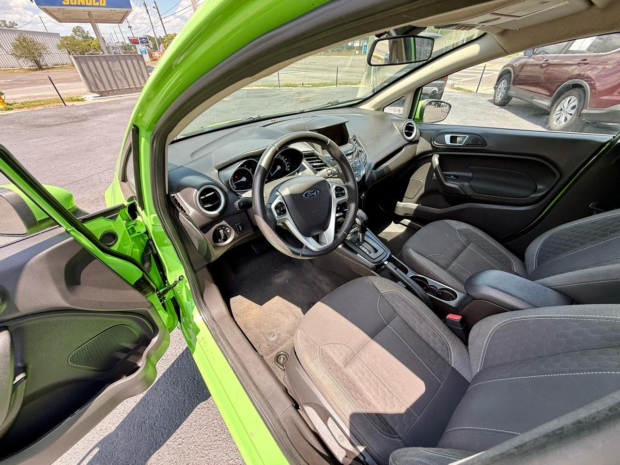 Ford Fiesta SE Hatchback 2015