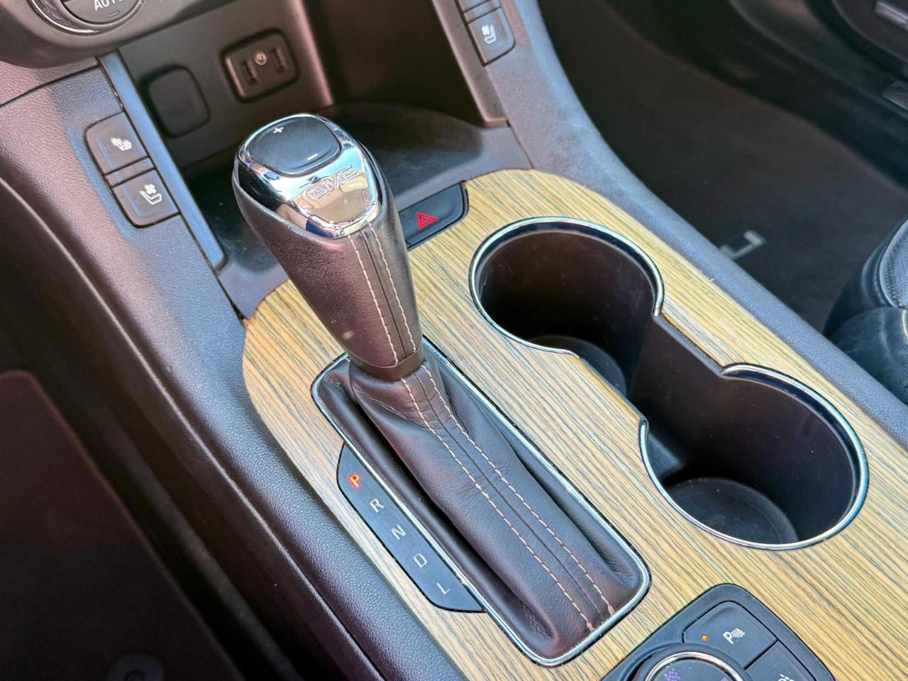 GMC Acadia Denali 2019