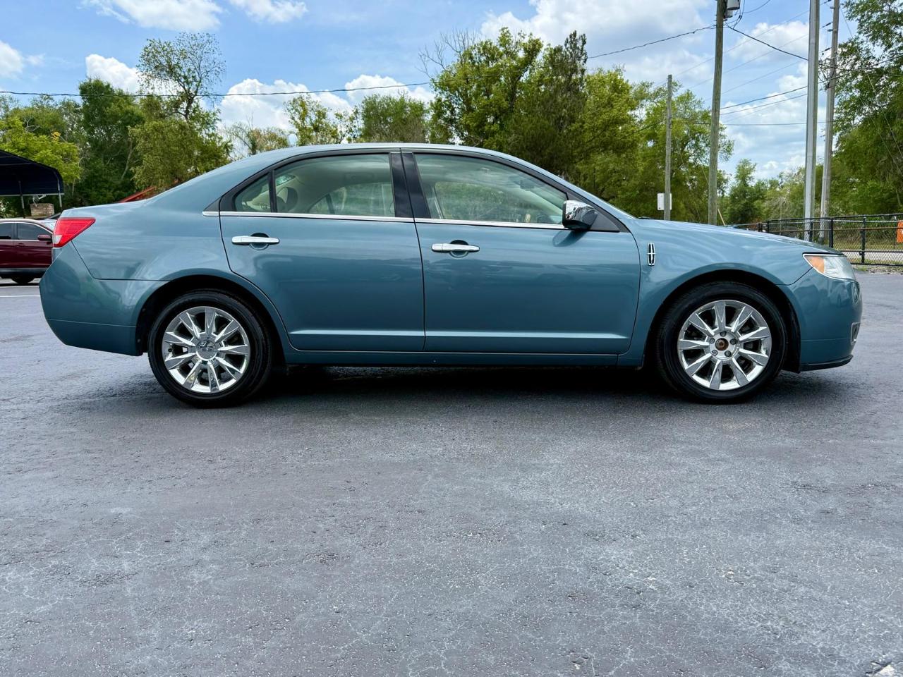 Lincoln MKZ FWD 2011