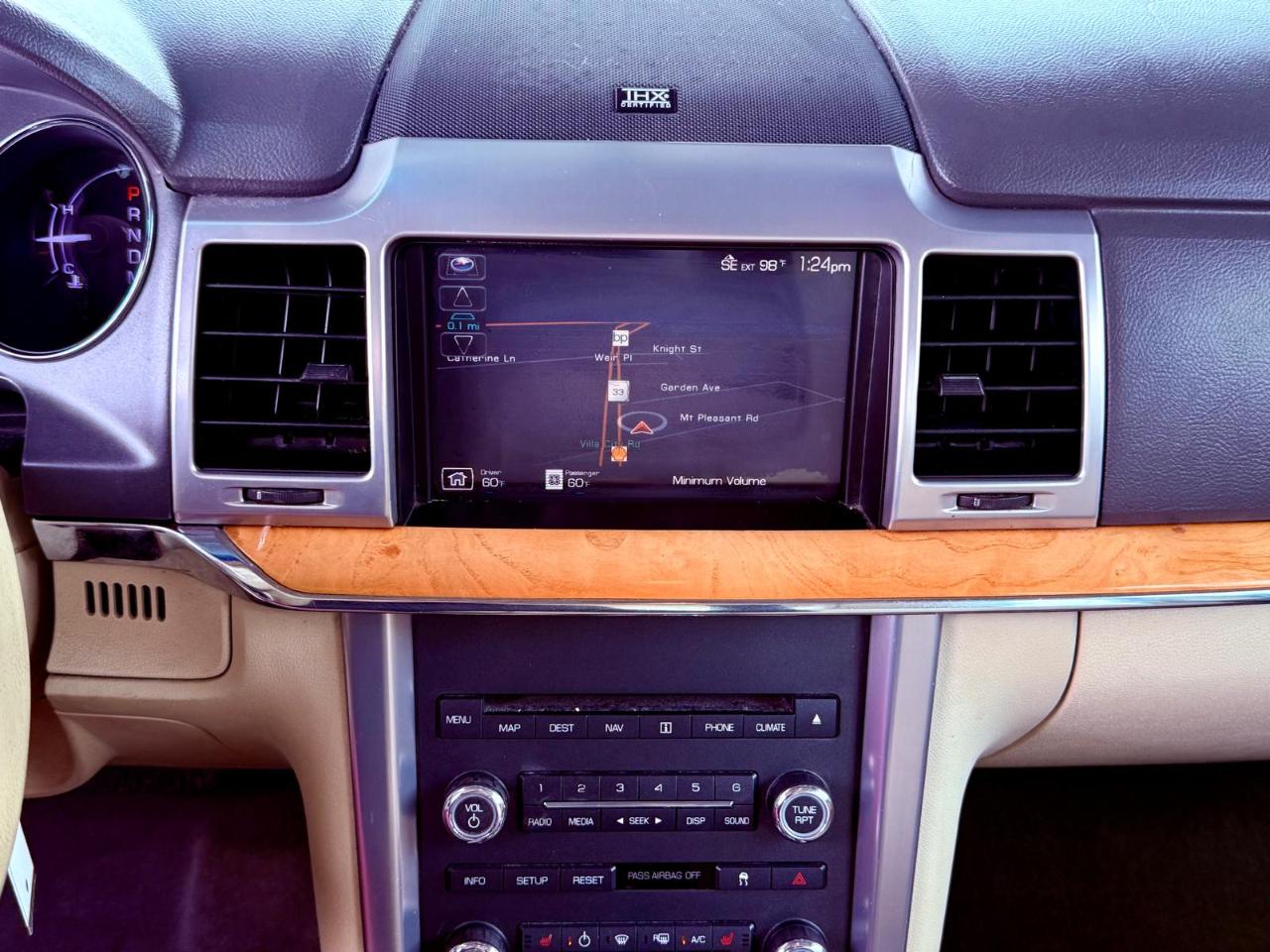 Lincoln MKZ FWD 2011