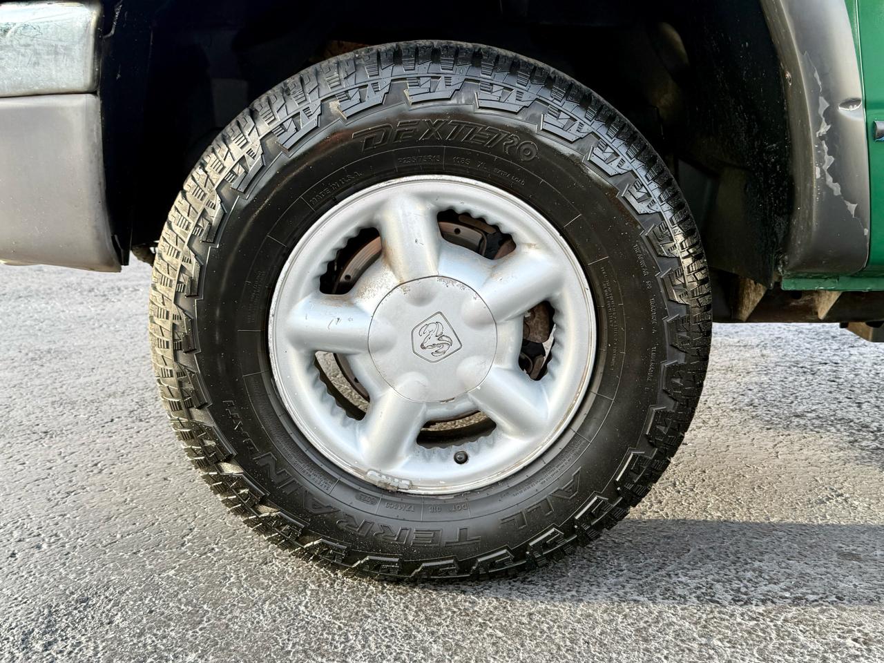Dodge Dakota Club Cab 4WD 2000