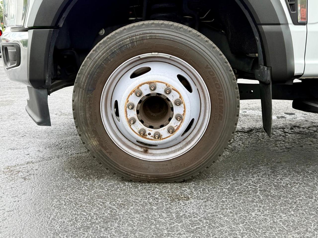 Ford F-450 SD Crew Cab DRW 2WD 2024