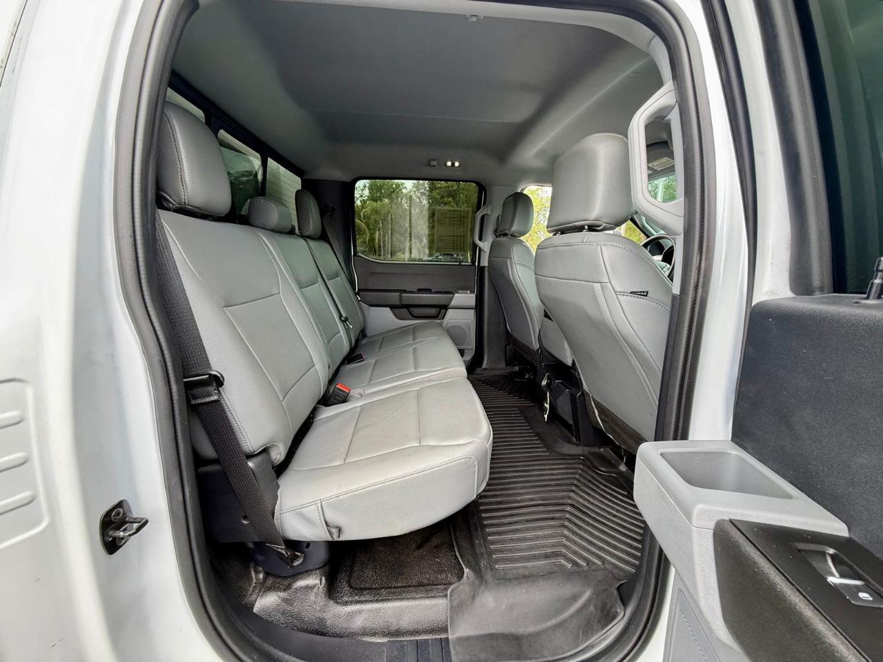 Ford F-450 SD Crew Cab DRW 2WD 2024