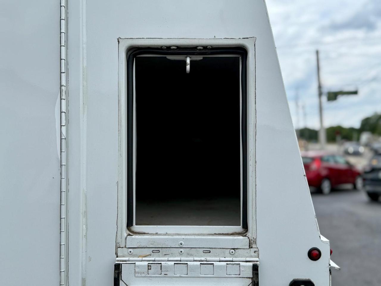 Ford F-450 SD Crew Cab DRW 2WD 2024