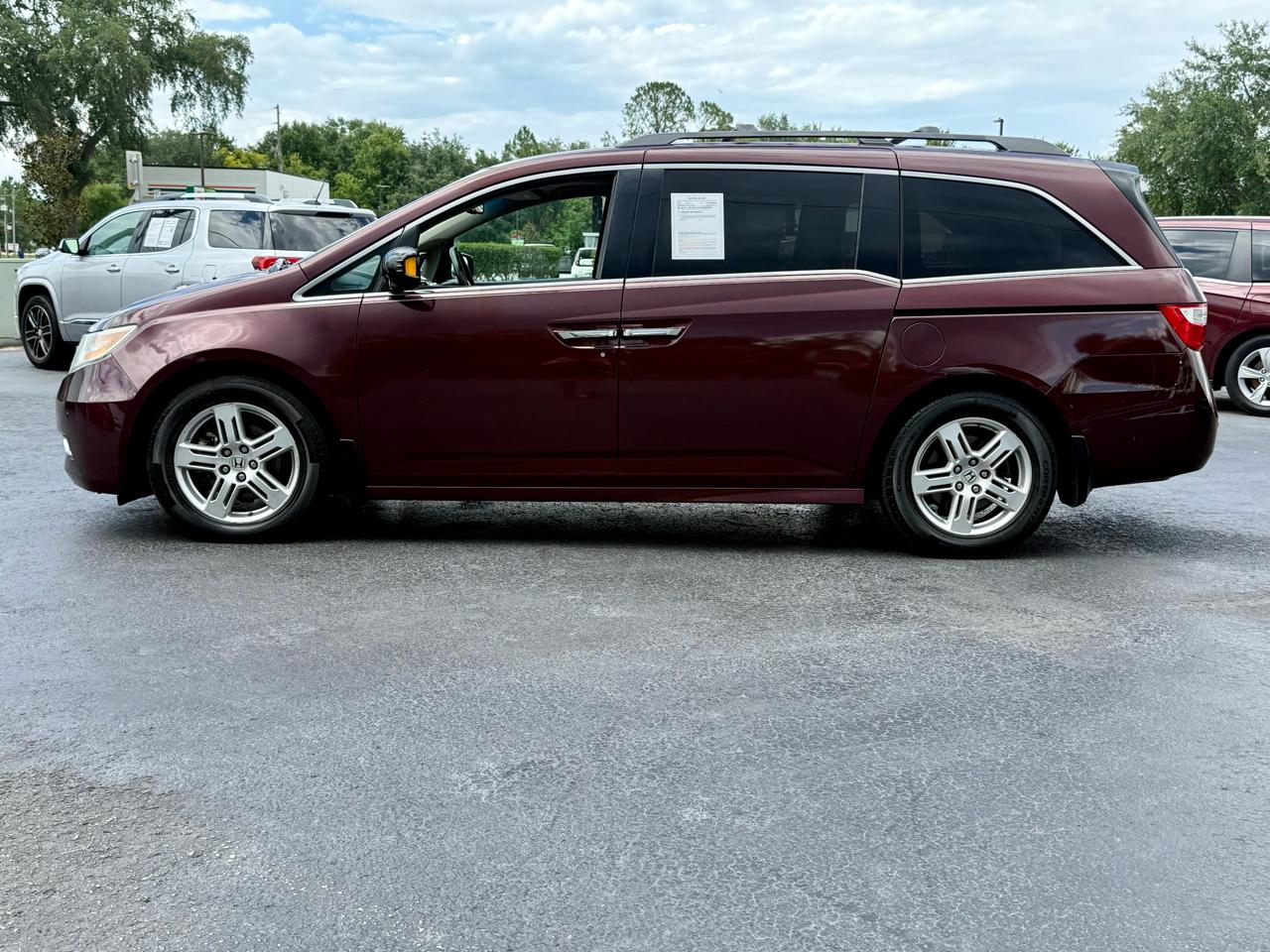 Honda Odyssey Touring Elite 2011