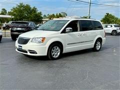 2011 Chrysler Town & Country 