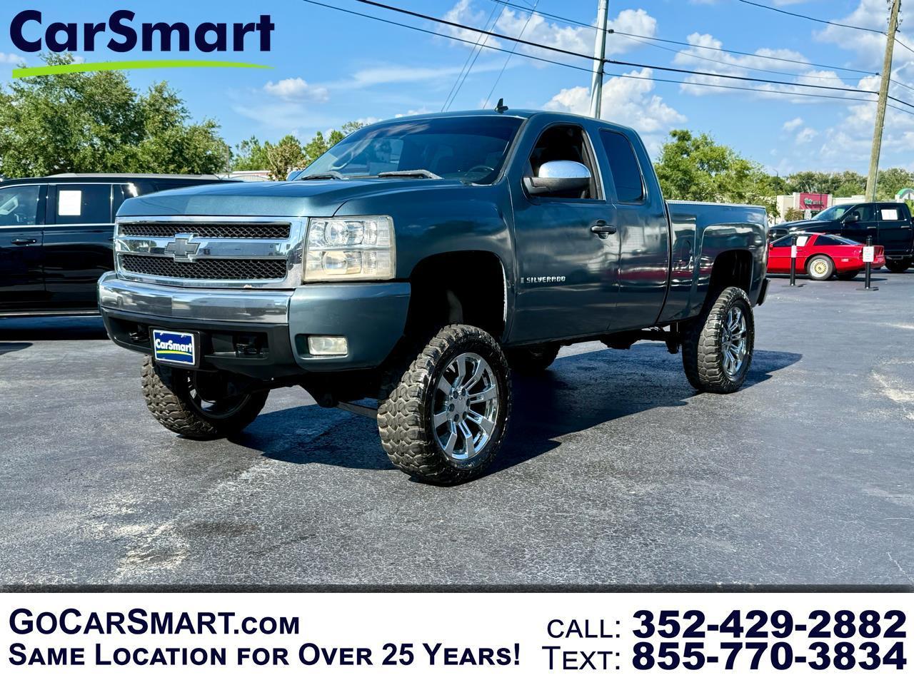 2008 Chevrolet Silverado 1500 4WD Ext Cab 134.0" LT w/1LT