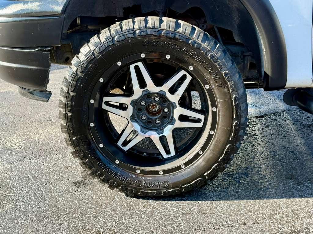 Ford F-150 Supercab 139" 4WD XL 2000