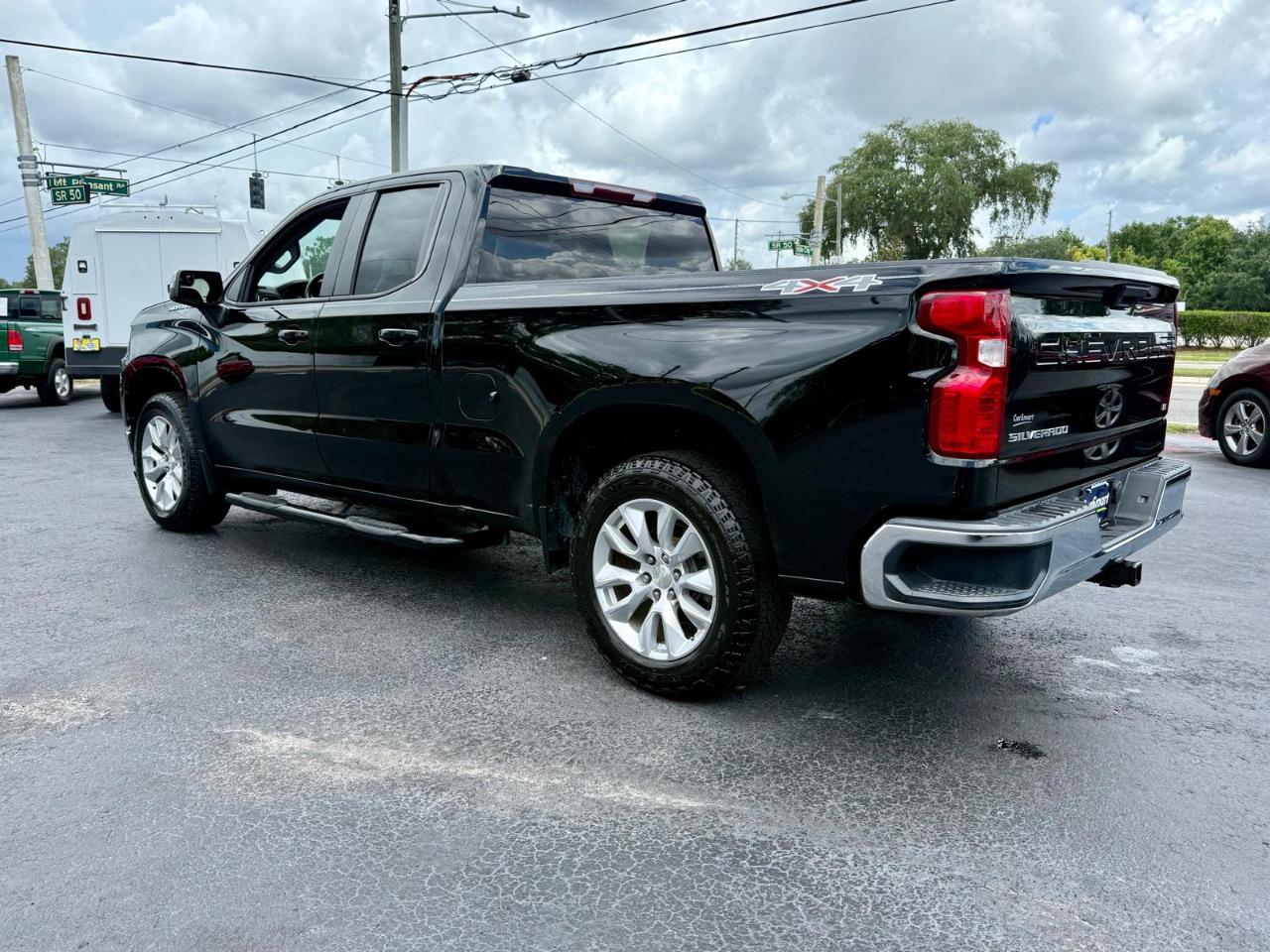 Chevrolet Silverado 1500 4WD Double Cab 147" LT 2020