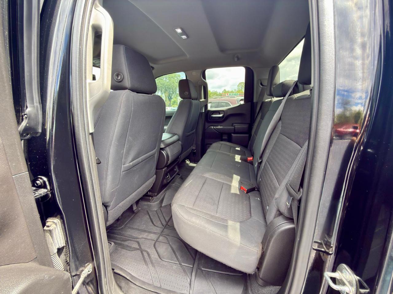 Chevrolet Silverado 1500 4WD Double Cab 147" LT 2020