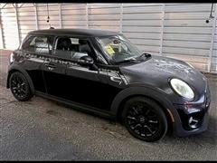 2014 MINI Cooper 