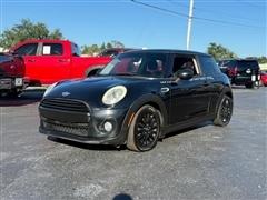 2014 MINI Cooper 