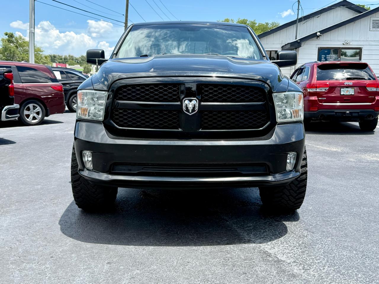 RAM 1500 4WD Quad Cab 140.5" Express 2014