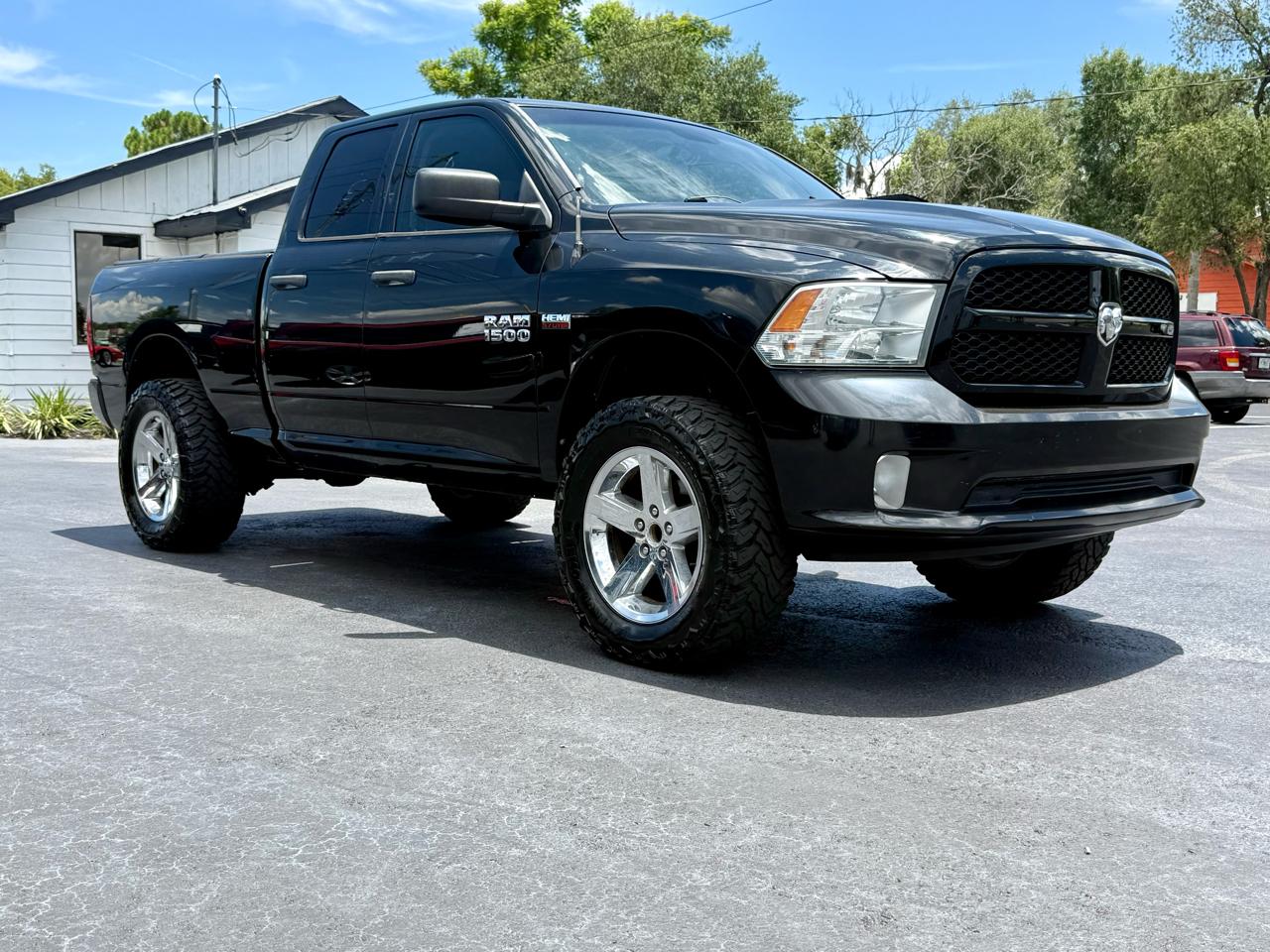 RAM 1500 4WD Quad Cab 140.5" Express 2014