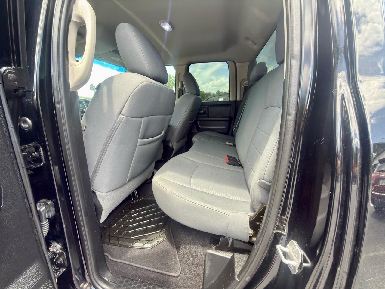 RAM 1500 4WD Quad Cab 140.5" Express 2014