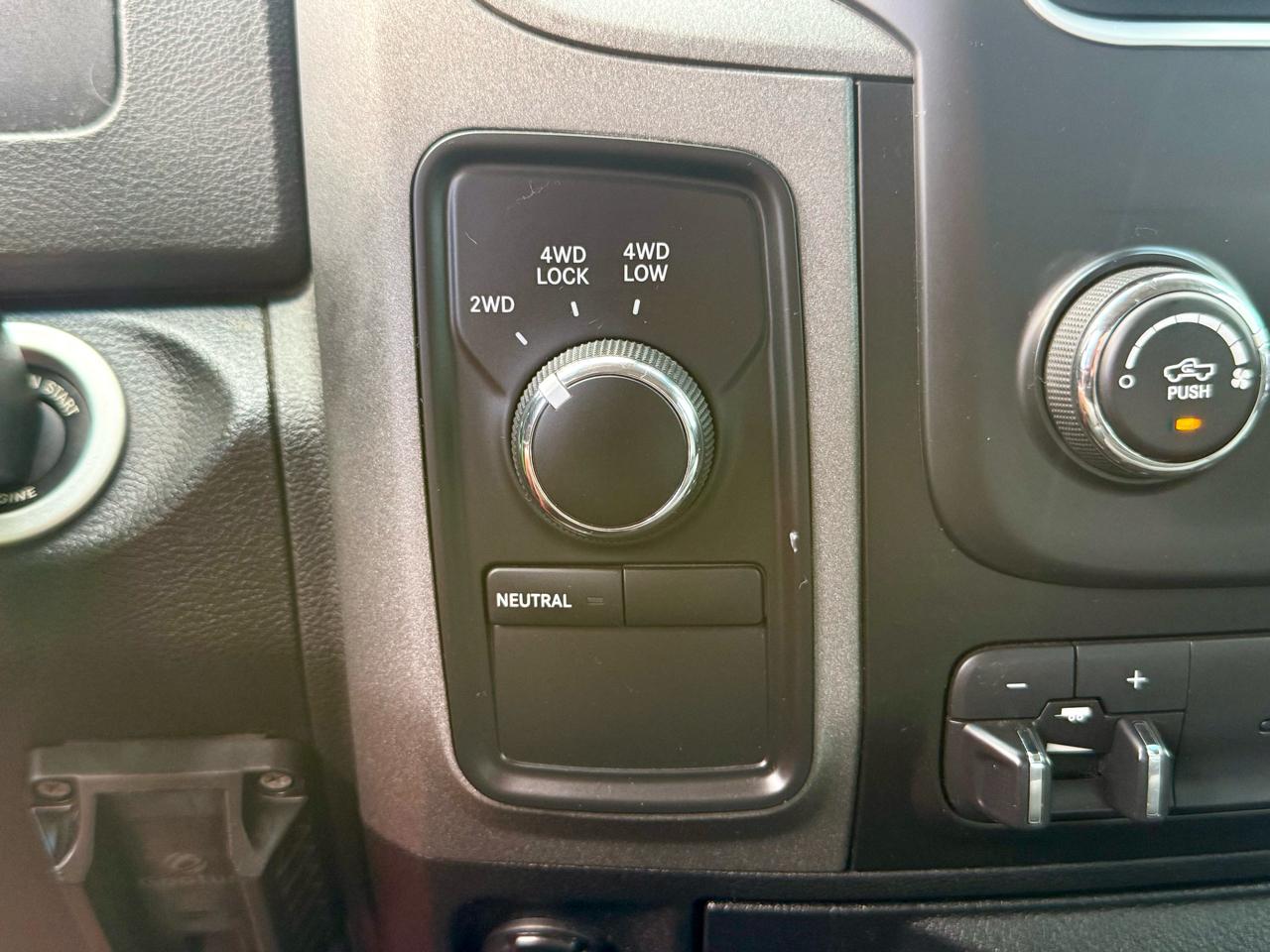 RAM 1500 4WD Quad Cab 140.5" Express 2014