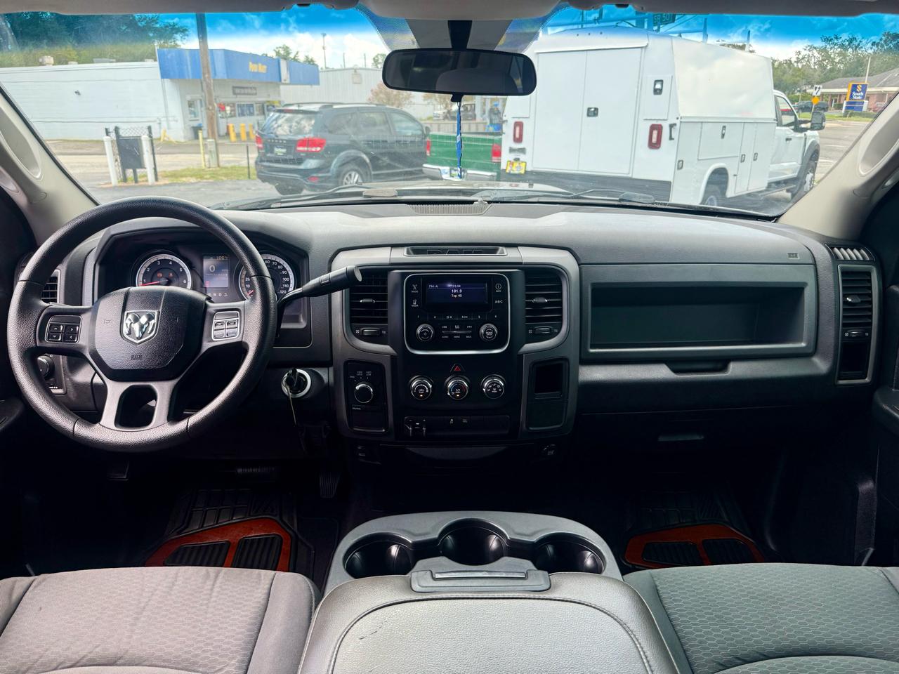 RAM 1500 4WD Quad Cab 140.5" Express 2014