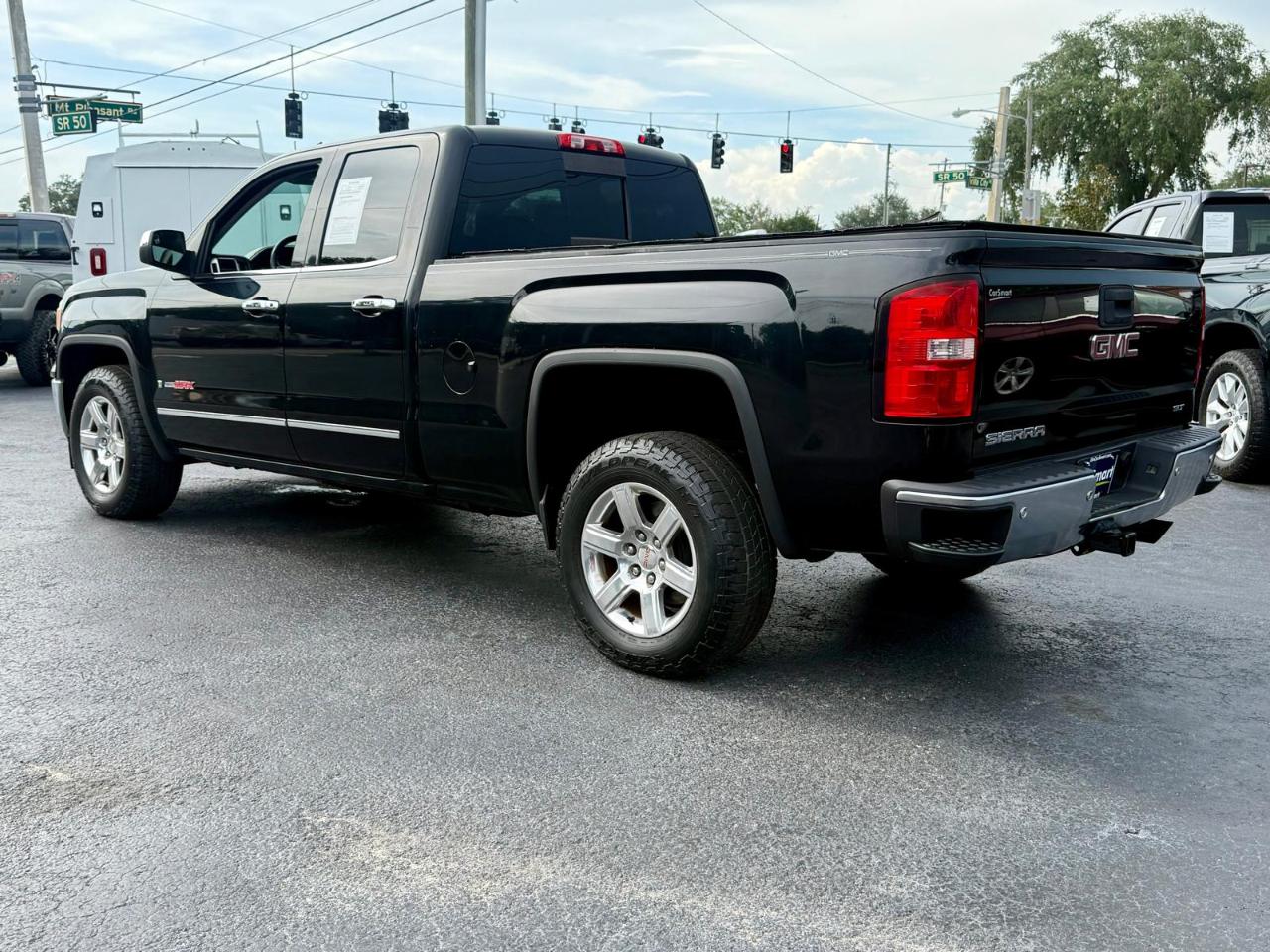 GMC Sierra 1500 2WD Double Cab 147" SLT 2015
